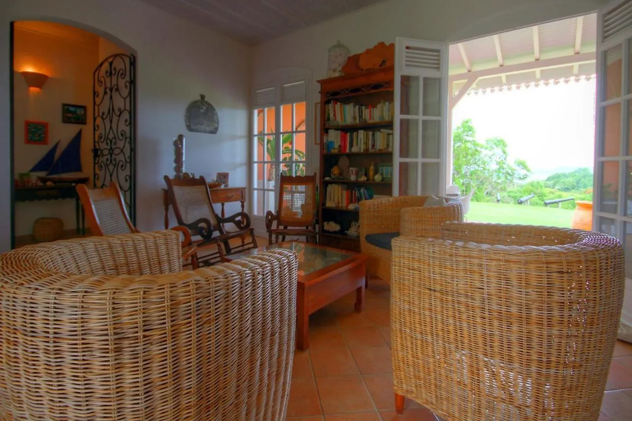Villa avec piscine et vue mer  Le Robert 0*,